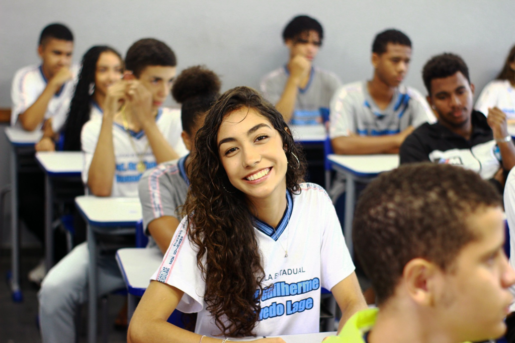 Ensino Médio Parcial